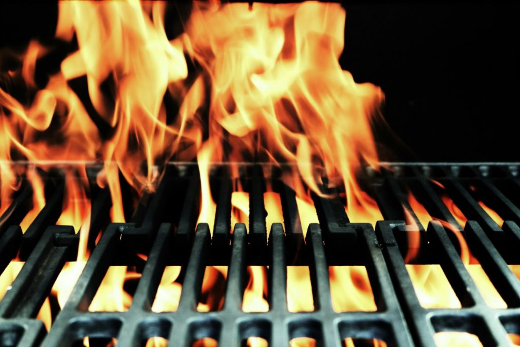 How to Prepare Your Grill for the Summer Season